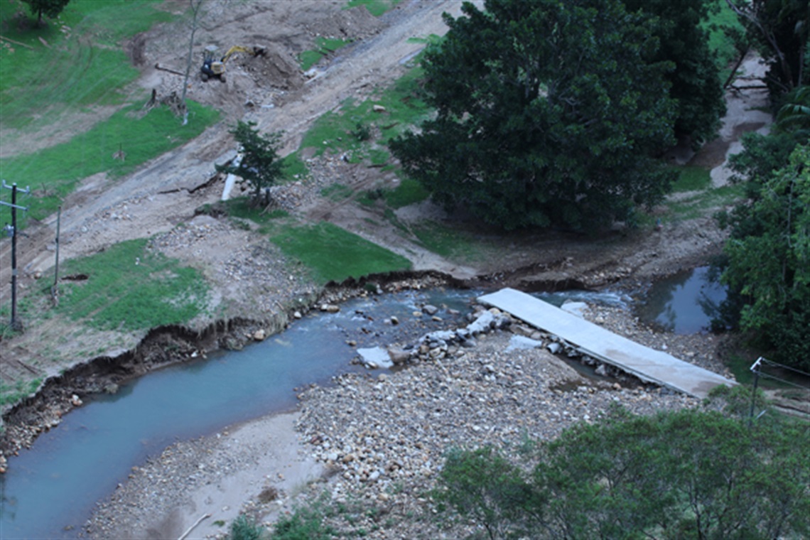 Flood impacted causeway 600x400.jpg Flood impacted causeway 600x400.jpg