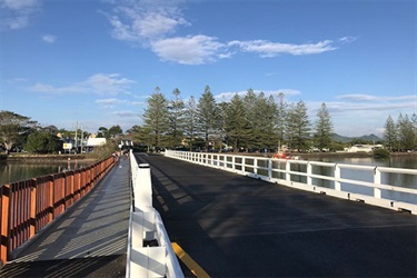 Bruns Bridge completed