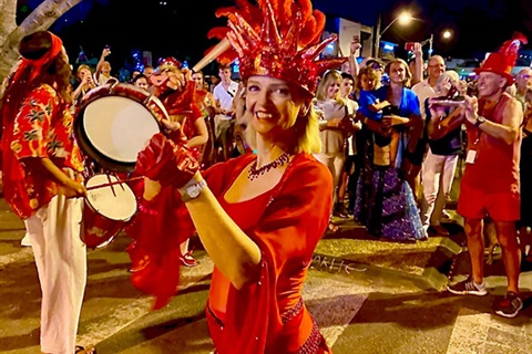 Drummers-and-dancers-in-the-street.jpg