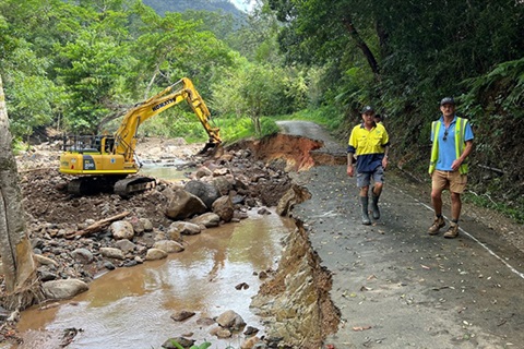 Flood-damage-inspection-for-web.jpg