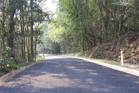 The-Pocket-Rd-newly-rebuilt-section