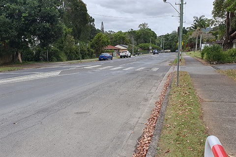 Pedestrian crossing on Murwillumbah Road