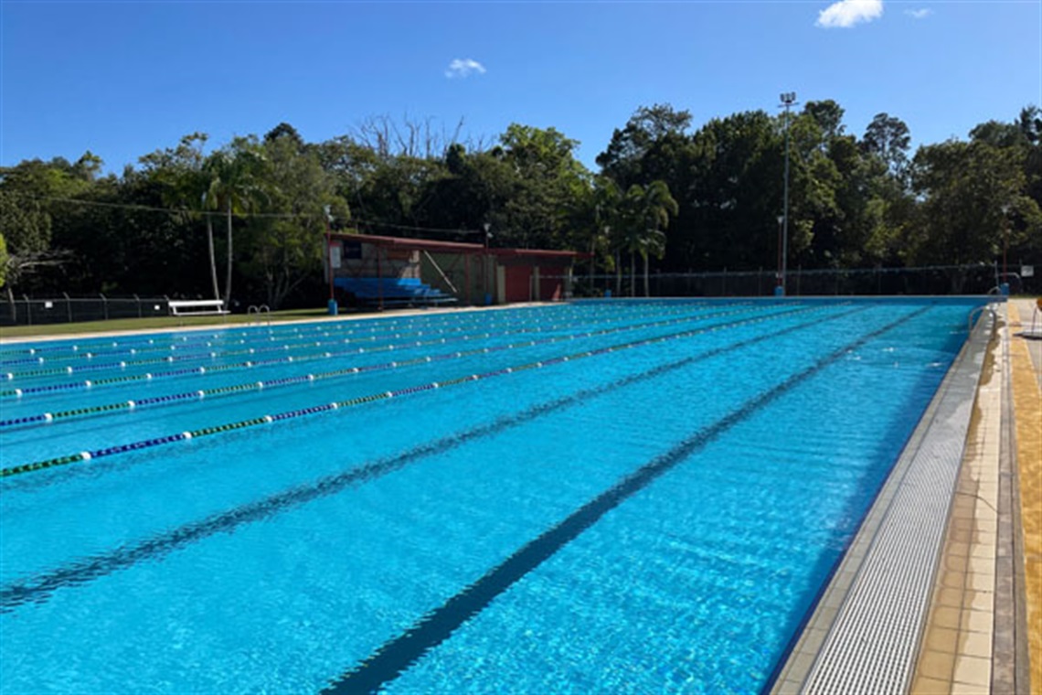 Mullumbimby pool on a beautiful sunny day