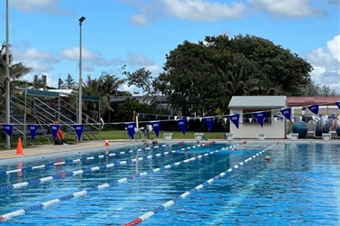 Byron Bay Swimming Pool close up of lanes